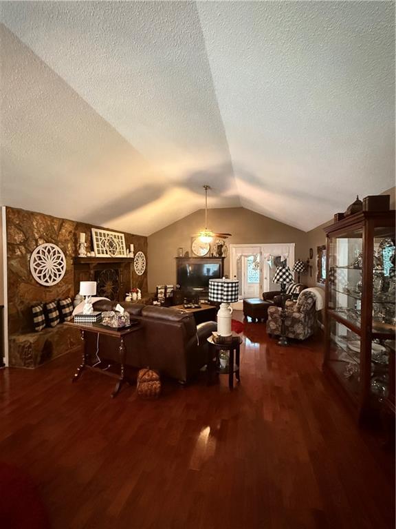 209 Ridgewood Road