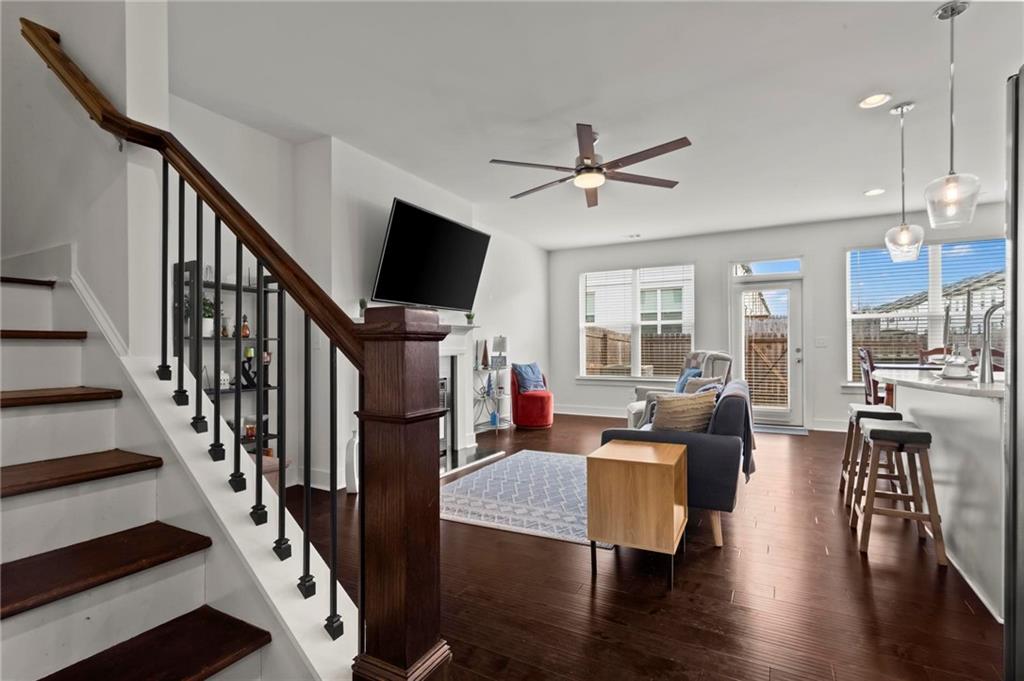 228 Auburn Valley Way