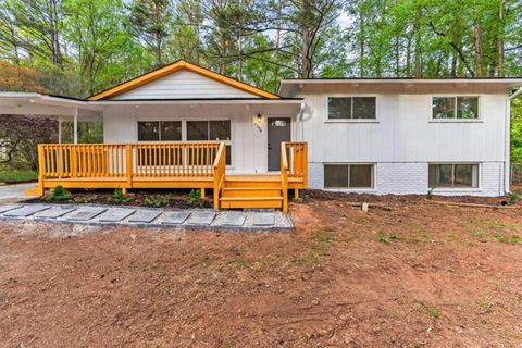 Homes For Sale - 1796 E Atlanta Road<br/> Stockbridge, GA 30281