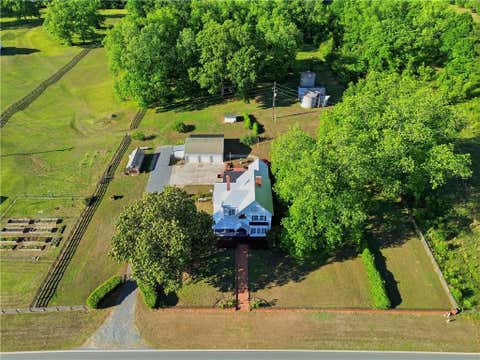 Homes For Sale - 880 Johnstonville Road<br/> Barnesville, GA 30204