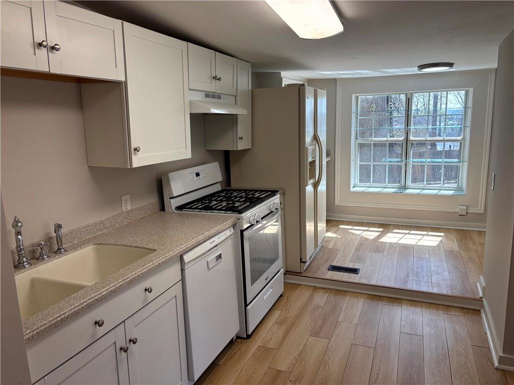 440 Cherry Street SE