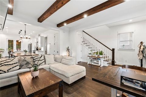 1771 Derry Avenue SW Atlanta GA 30310