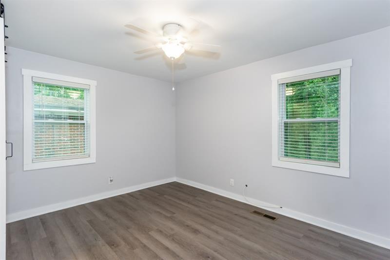2598 Elliott Street, Atlanta, Georgia image 16