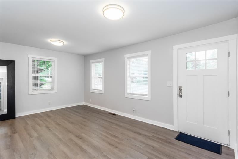 2598 Elliott Street, Atlanta, Georgia image 6