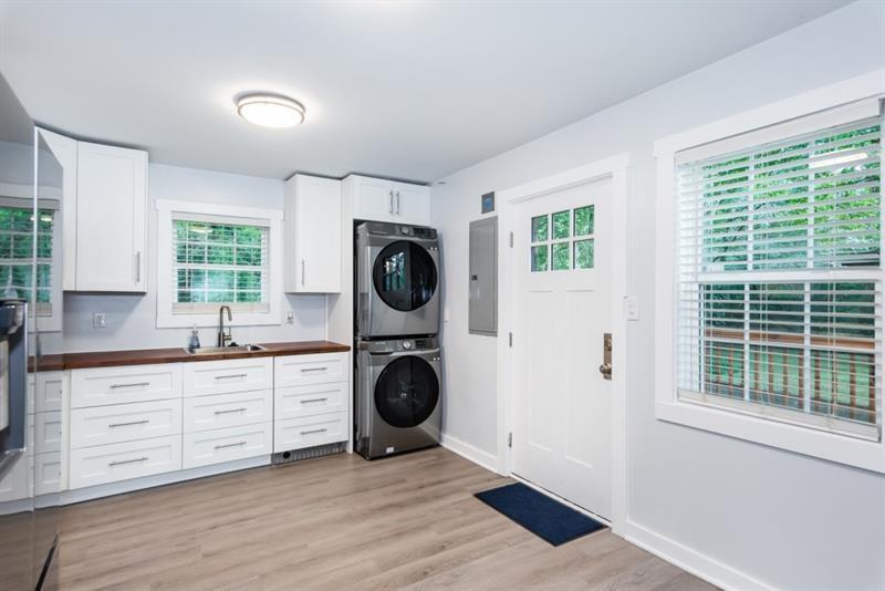 2598 Elliott Street, Atlanta, Georgia image 10