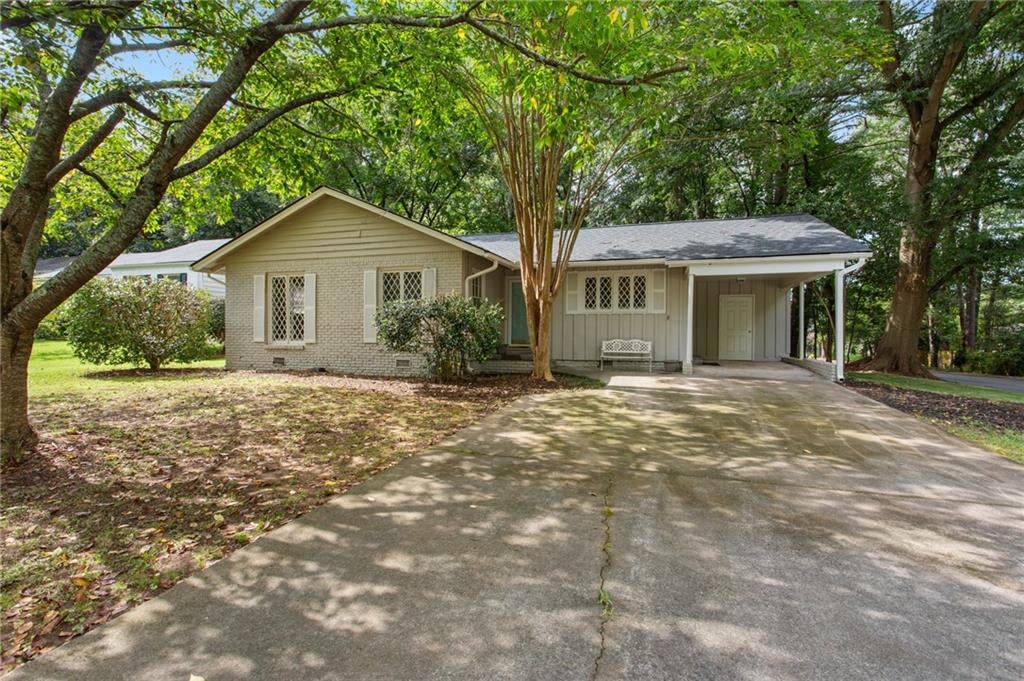 851 Cardova Drive NE