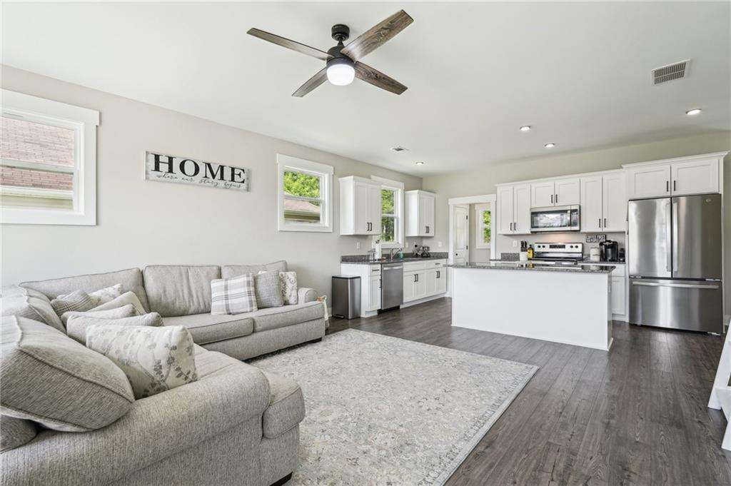 166 Wagon Trail Circle
