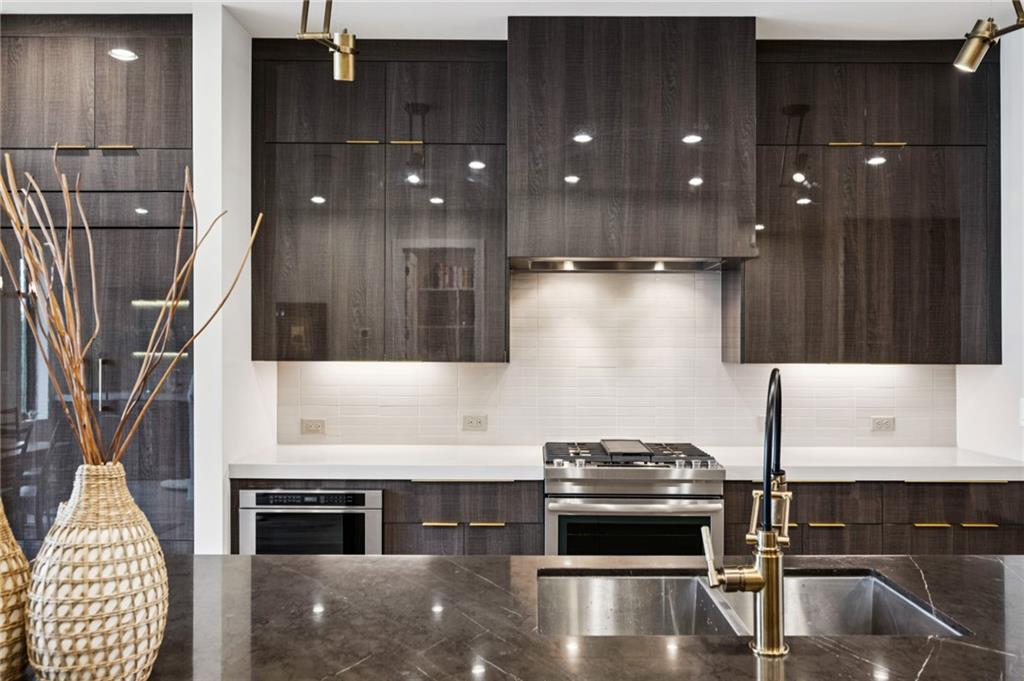 450 Plateau Place NW