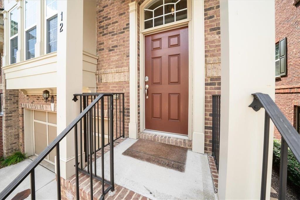 12 Rockland Place