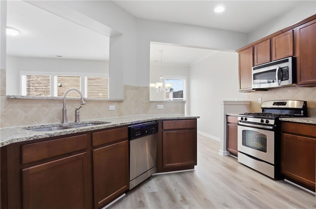 3370 Vintage Circle SE 7