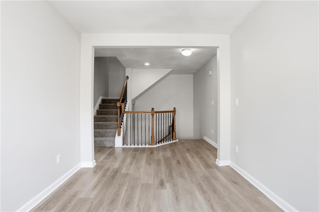3370 Vintage Circle SE 7