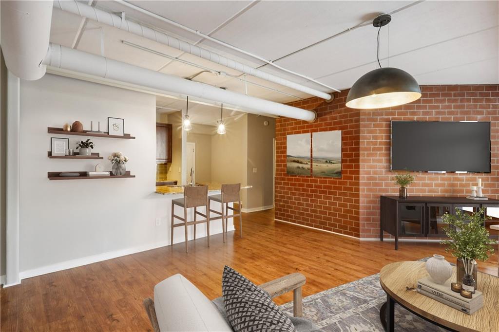 800 Peachtree Street 2303