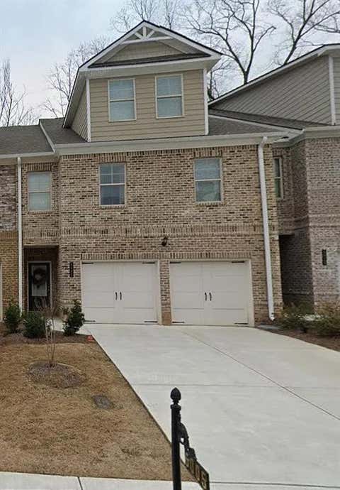 Townhouse For Rent - 6005 Arbor Knoll Place<br/> Suwanee, GA 30024