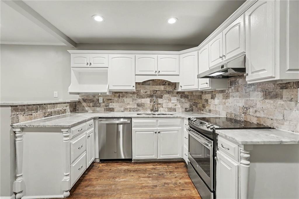 1545 Old Spring House Lane