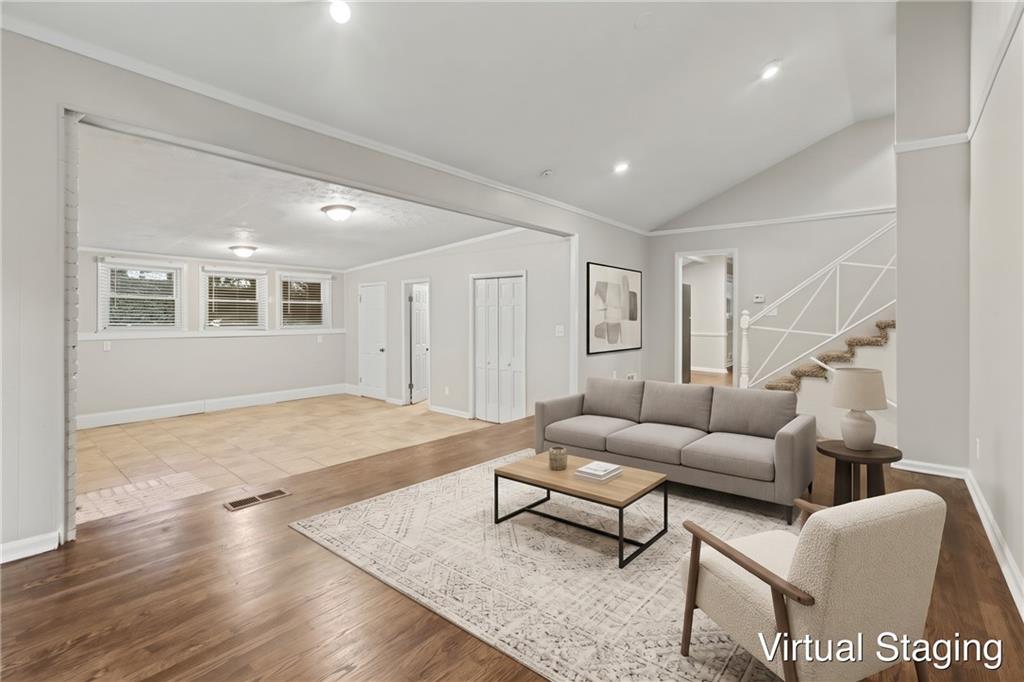 1545 Old Spring House Lane