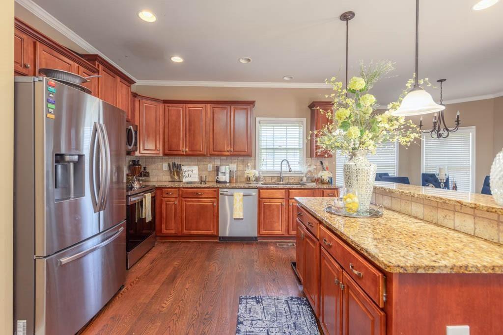 1896 Alcovy Bluff Way