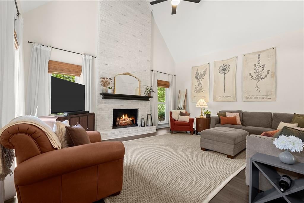 301 Roswell Green Lane, Roswell, GA, 30075 301 Roswell Green Lane