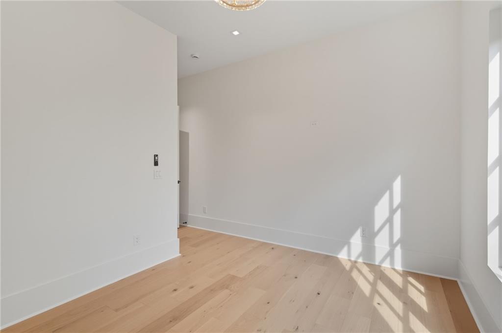 Echelon - Residential
