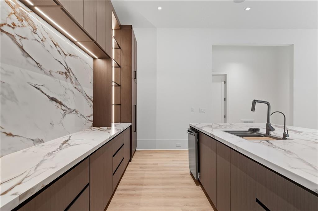 Echelon - Residential