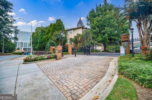 200 NE Renaissance Parkway NE 304
