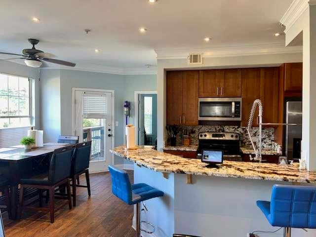 200 NE Renaissance Parkway NE 304