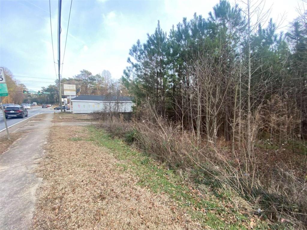 4409 Flat Shoals Parkway, Decatur, Georgia image 6