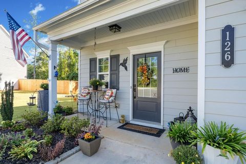 A home in Dawsonville