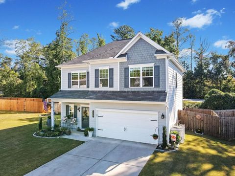 A home in Dawsonville