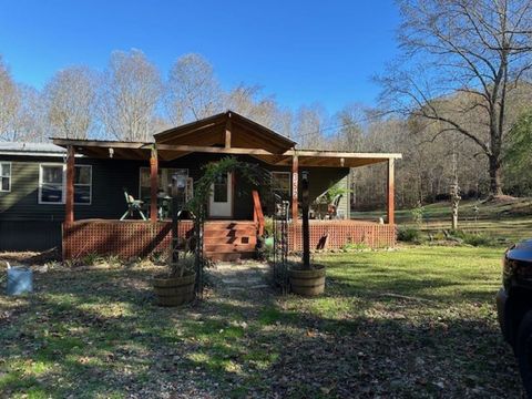 A home in Murrayville