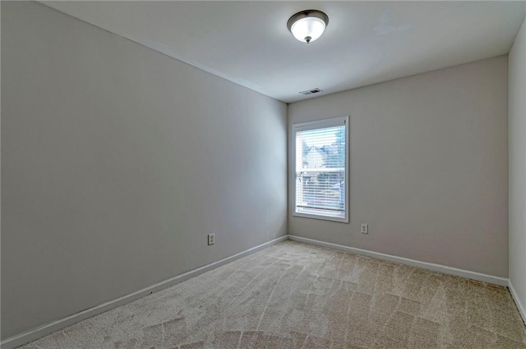 STONEHAVEN POINTE - Residential