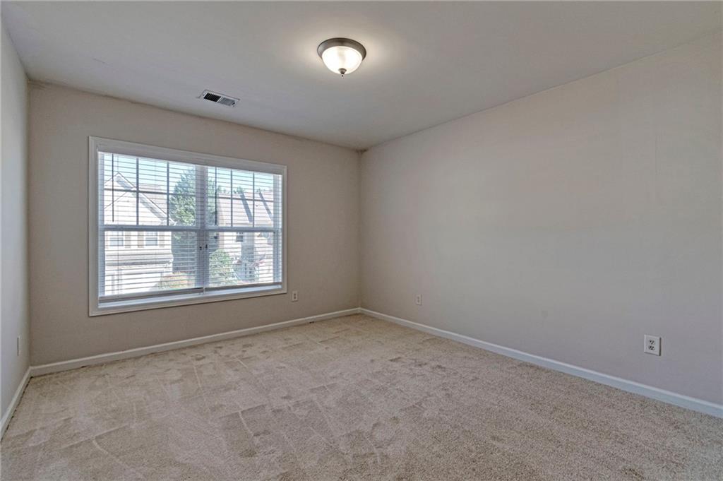 STONEHAVEN POINTE - Residential