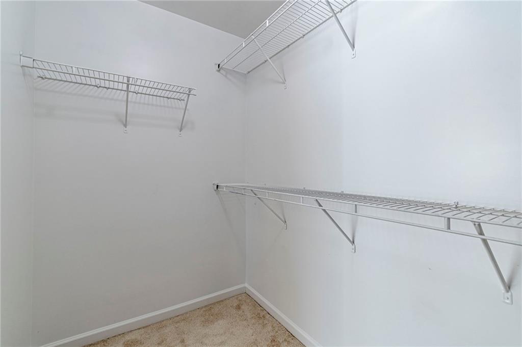 STONEHAVEN POINTE - Residential