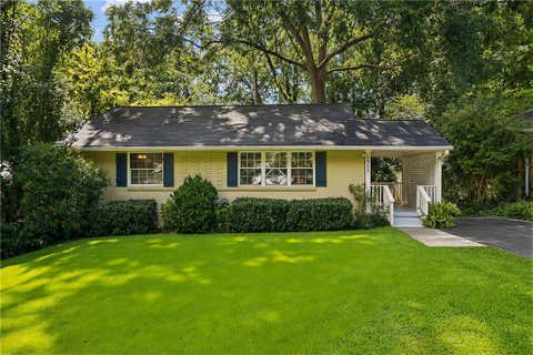Photo of 811 Wayland Court SE, Smyrna, GA 30080 (MLS # 7818722)