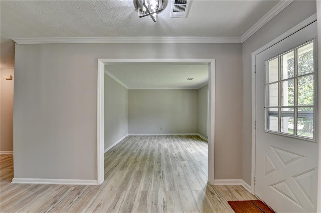 1107 Sanfords Walk