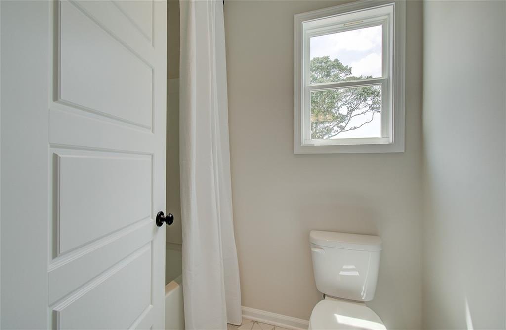 414 Winding Rose Drive, Hoschton, Georgia image 38