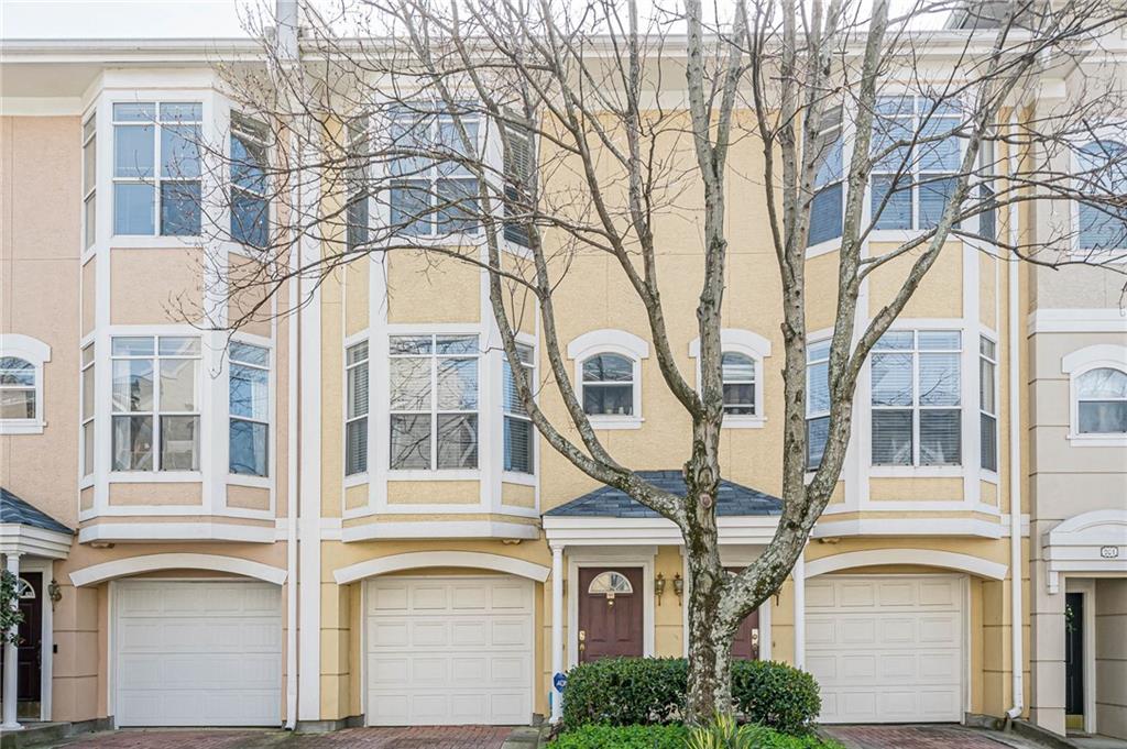 2720 Garonne Way, Cumming, Georgia image 1