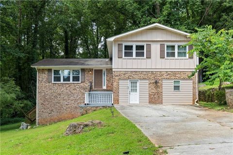 811 Corundum Court Stone Mountain GA 30083