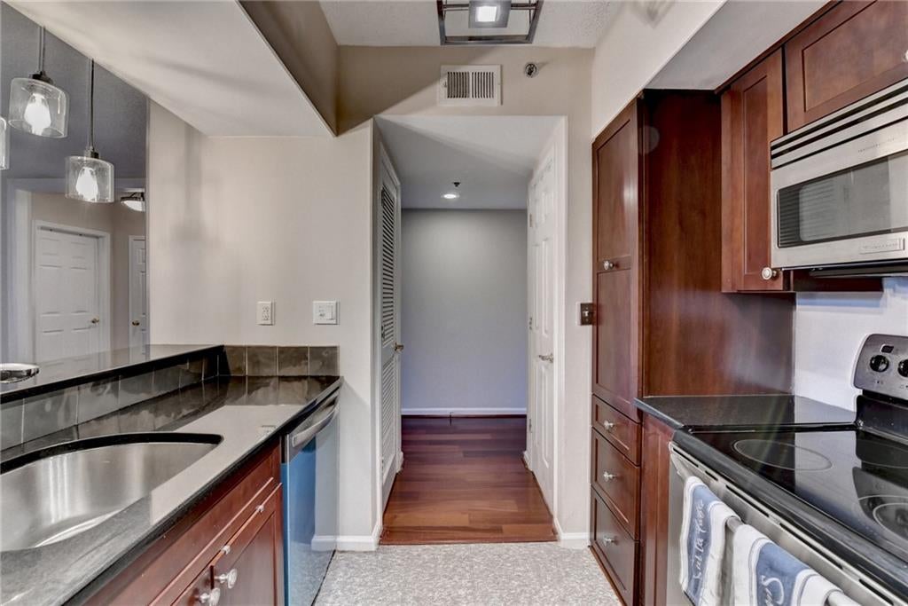 275 13th Street NE 310