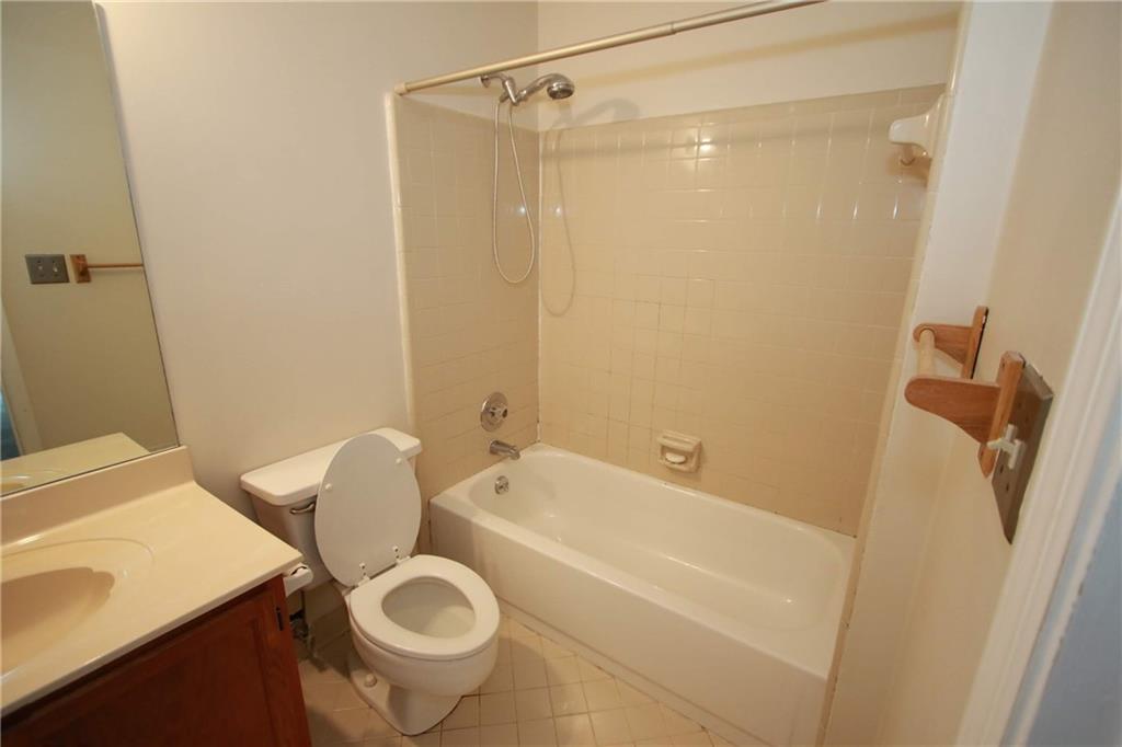 Arbor Glen - Residential Lease