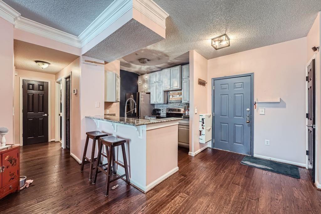 955 Juniper Street NE 4127