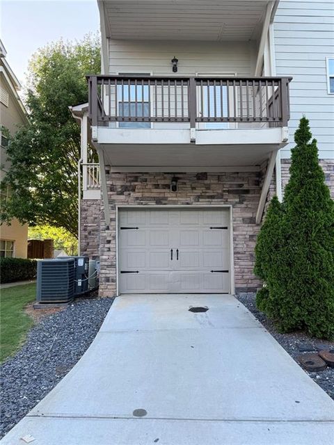 3076 QUANTUM Lane Atlanta GA 30341