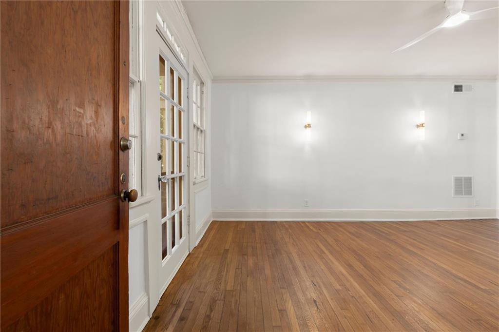 1048 Euclid Avenue NE B2