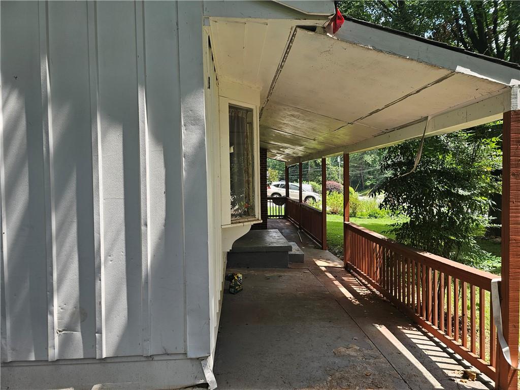 3268 Oakcliff Road