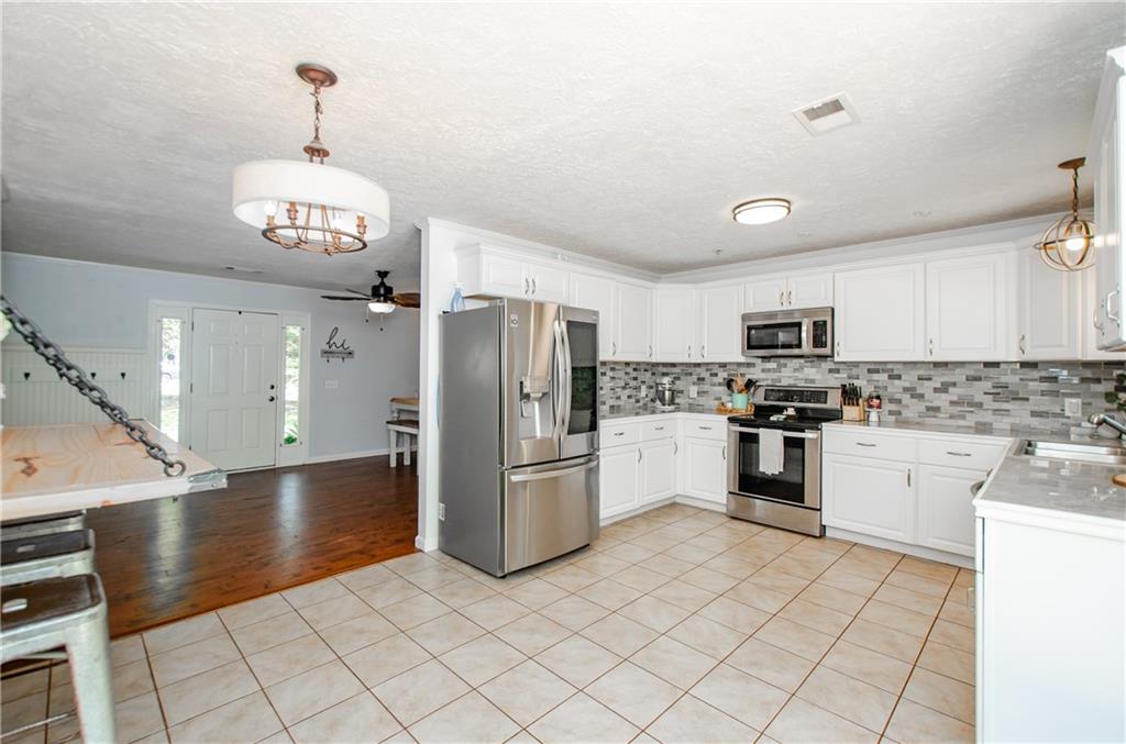 158 Swann Court, Jefferson, Georgia image 10