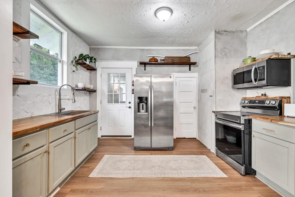 575 E Main Street