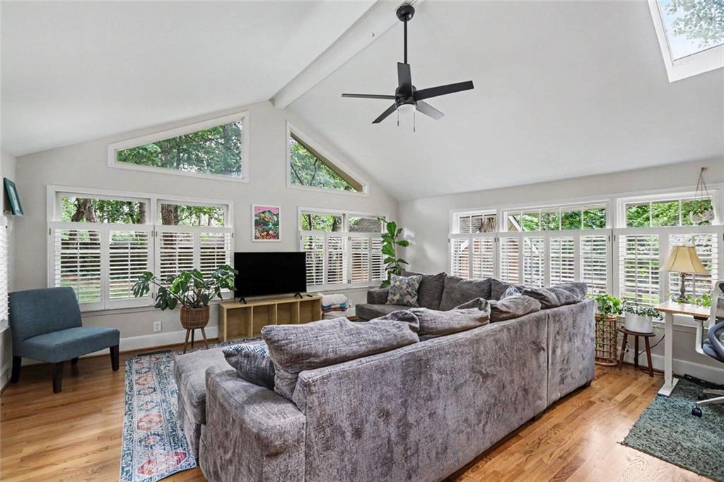 905 Homewood Court
