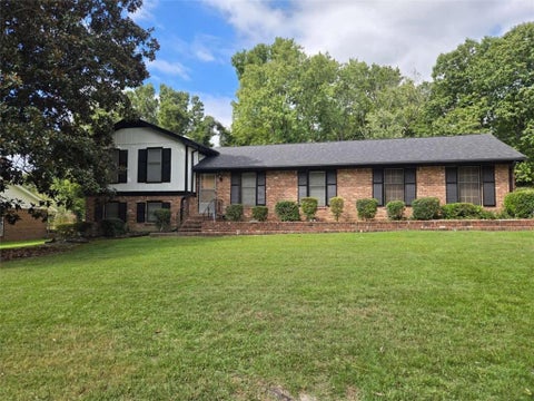 Homes For Sale - 6547 Annette Court<br/> Riverdale, GA 30296