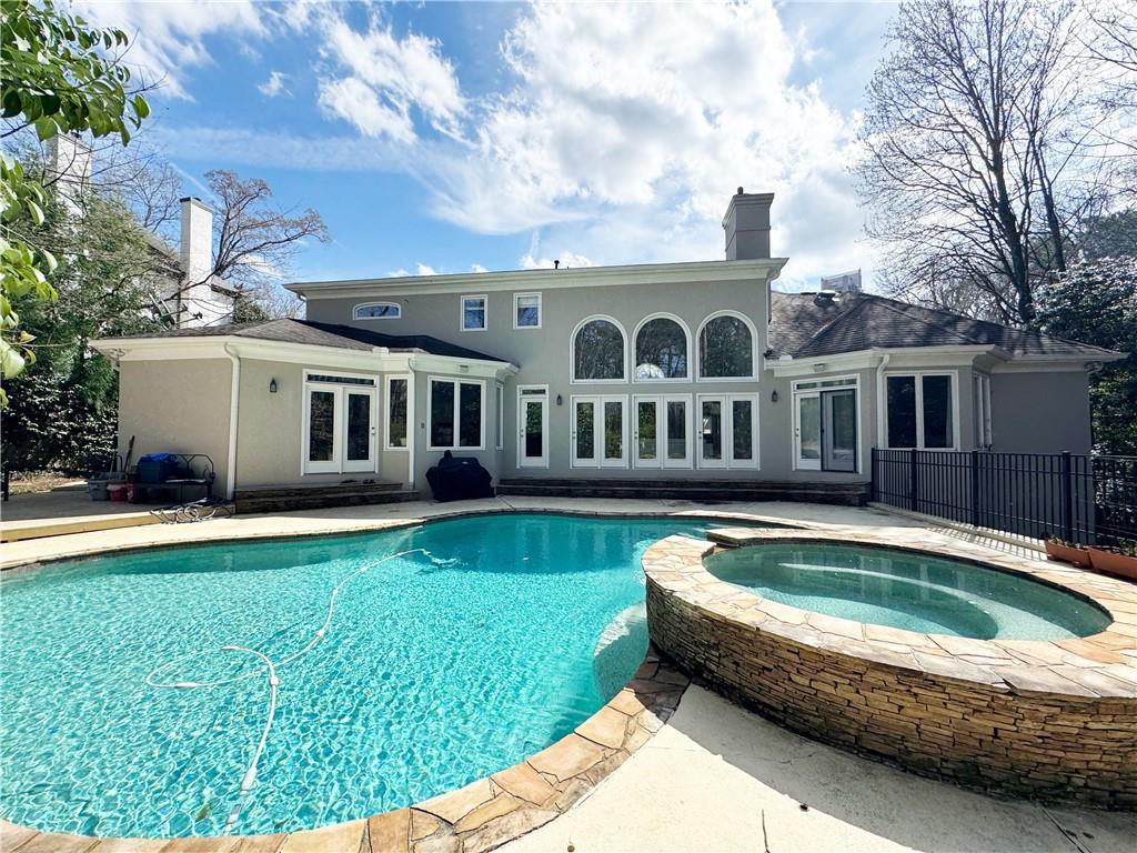 860 Carlton Ridge NE