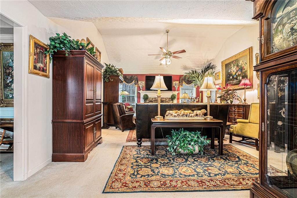 1935 Knight Circle, Loganville, Georgia image 3
