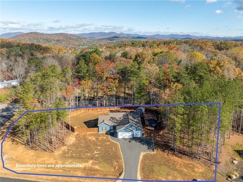 A home in Dahlonega